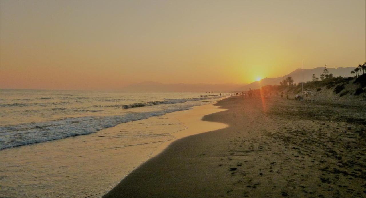 Romana Playa Marbella Vistas Al Mar 外观 照片